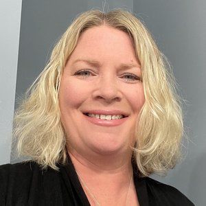 Meet your Posher, Valerie